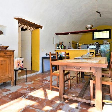 Stunning Home In St-Hippolyte-Du-Fort With Wifi แซงต์อิปปัวลิตดูฟอร์ ภายนอก รูปภาพ